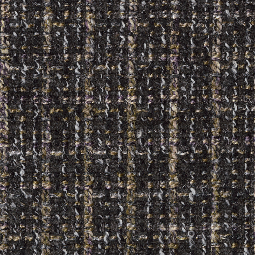 Sofa en tissu beige pâle avec coussins - Heartcort
