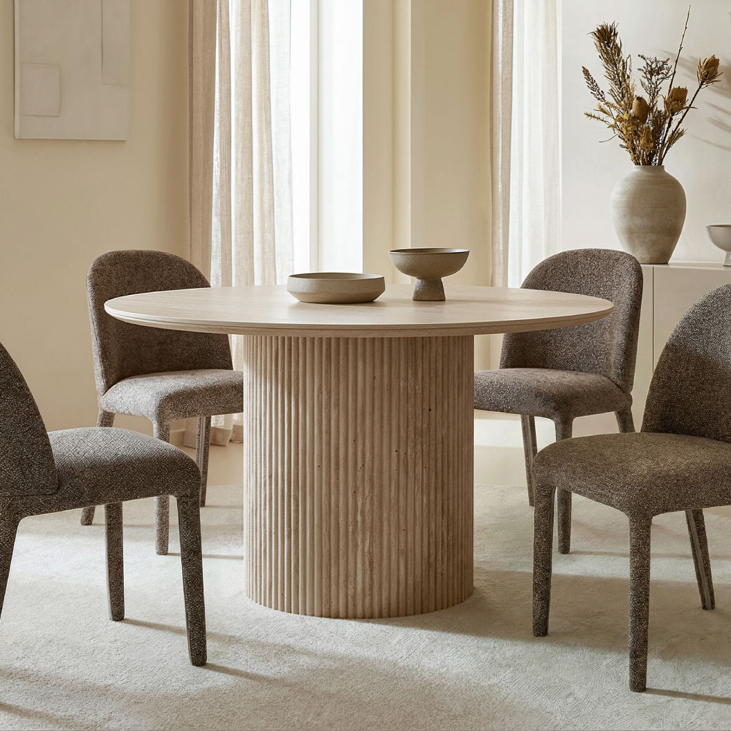 Table de salle à manger ronde en pierre frittée ivoire et travertin - Thalia