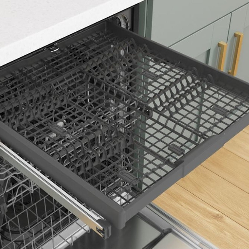 Lave-vaisselle encastrable 24 po, 47 dBA Inox 3 paniers avec Cycle par capteur et Filtration de l'eau