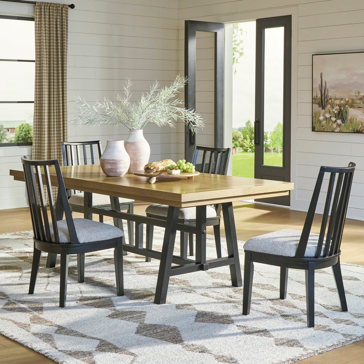 Ensemble de salle à manger avec 4 chaises rembourréee - Galliden