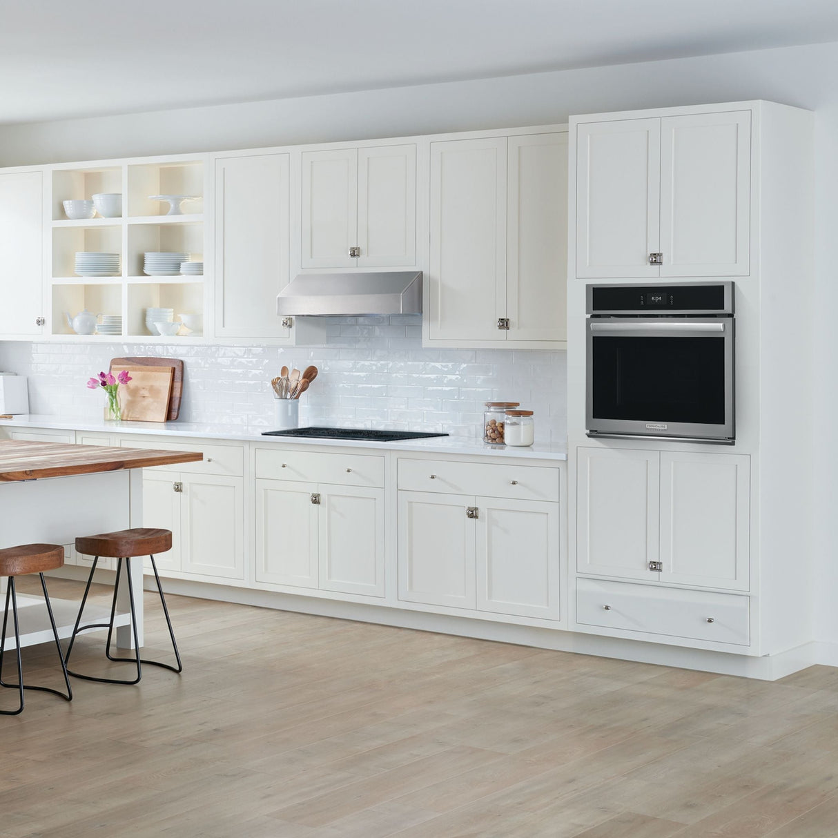 Four encastrable simple 27 po. 3,8 pi³ Inox