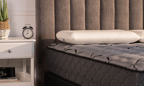 Avanti | Obtenez un oreiller Pur Basic gratuit à l'achat d'un matelas sélectionné*!