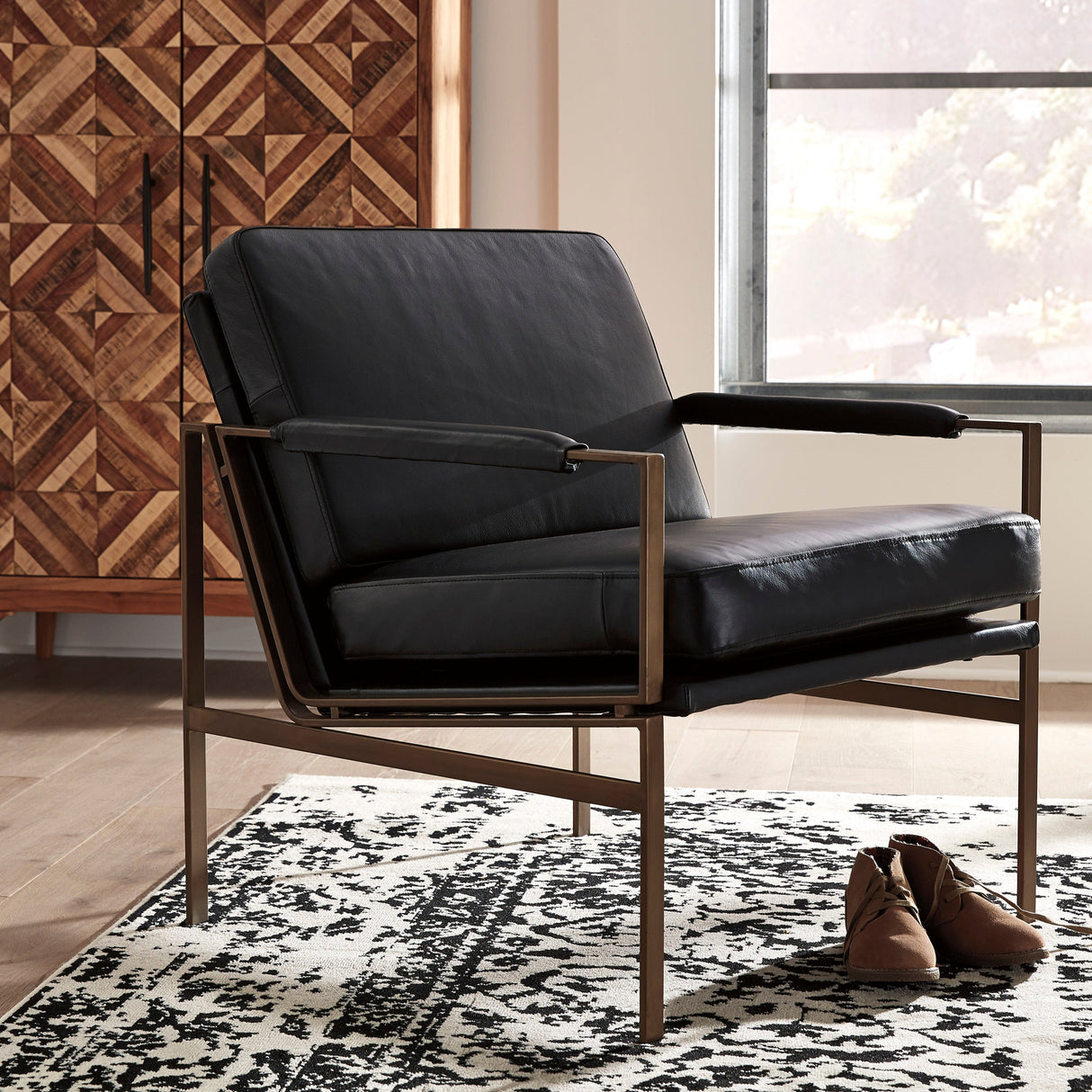 Chaise d'appoint noire cuir - Puckman