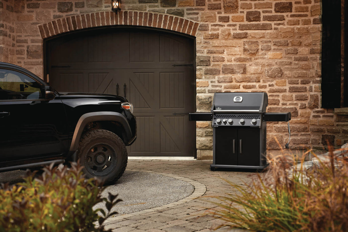 Barbecue au gaz propane - Rogue XT 525