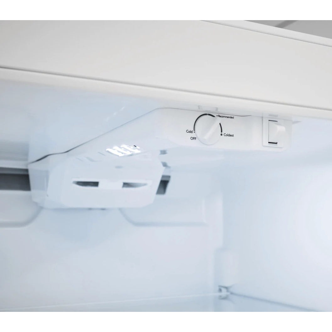 Réfrigérateur congélateur supérieur 28 po, 18 pi³ Blanc avec EvenTempMC