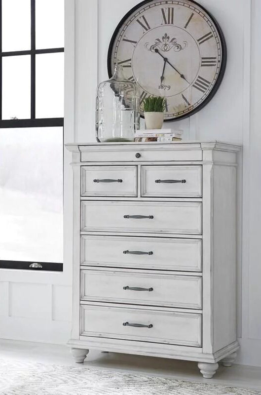 Commode à 7 tiroirs en bois et placage blanc