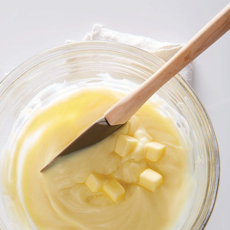 Spatule en silicone et en bois de hêtre