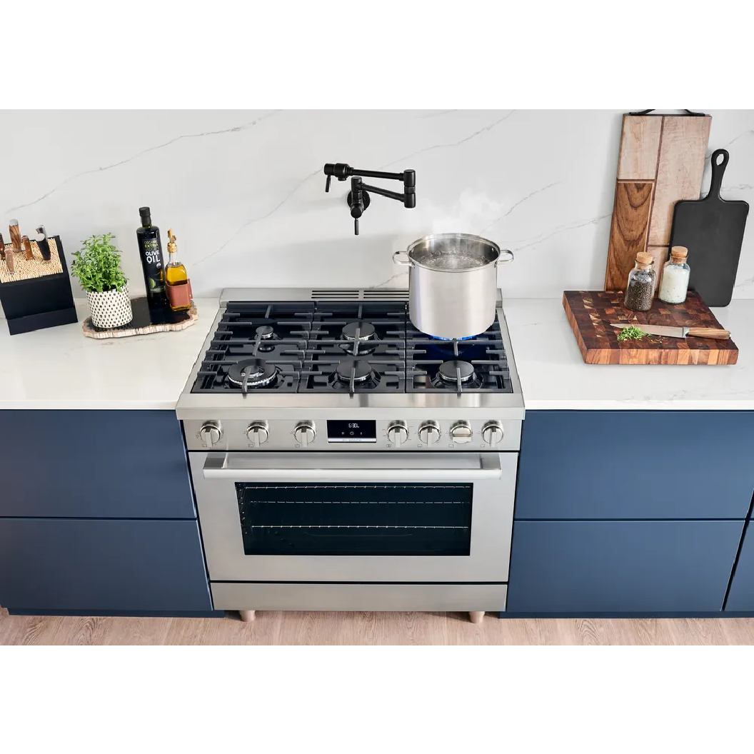 Cuisinière au gaz 36 po, 3,4 pi³ Inox - Série 800 avec 6 brûleurs