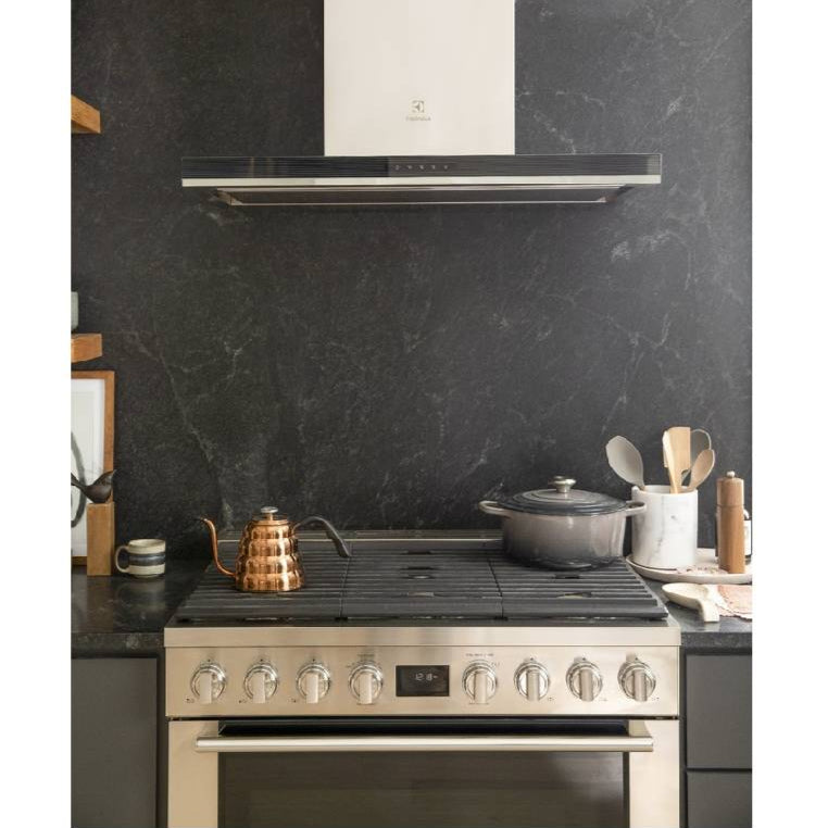 Hotte murale en T 36 po inox
