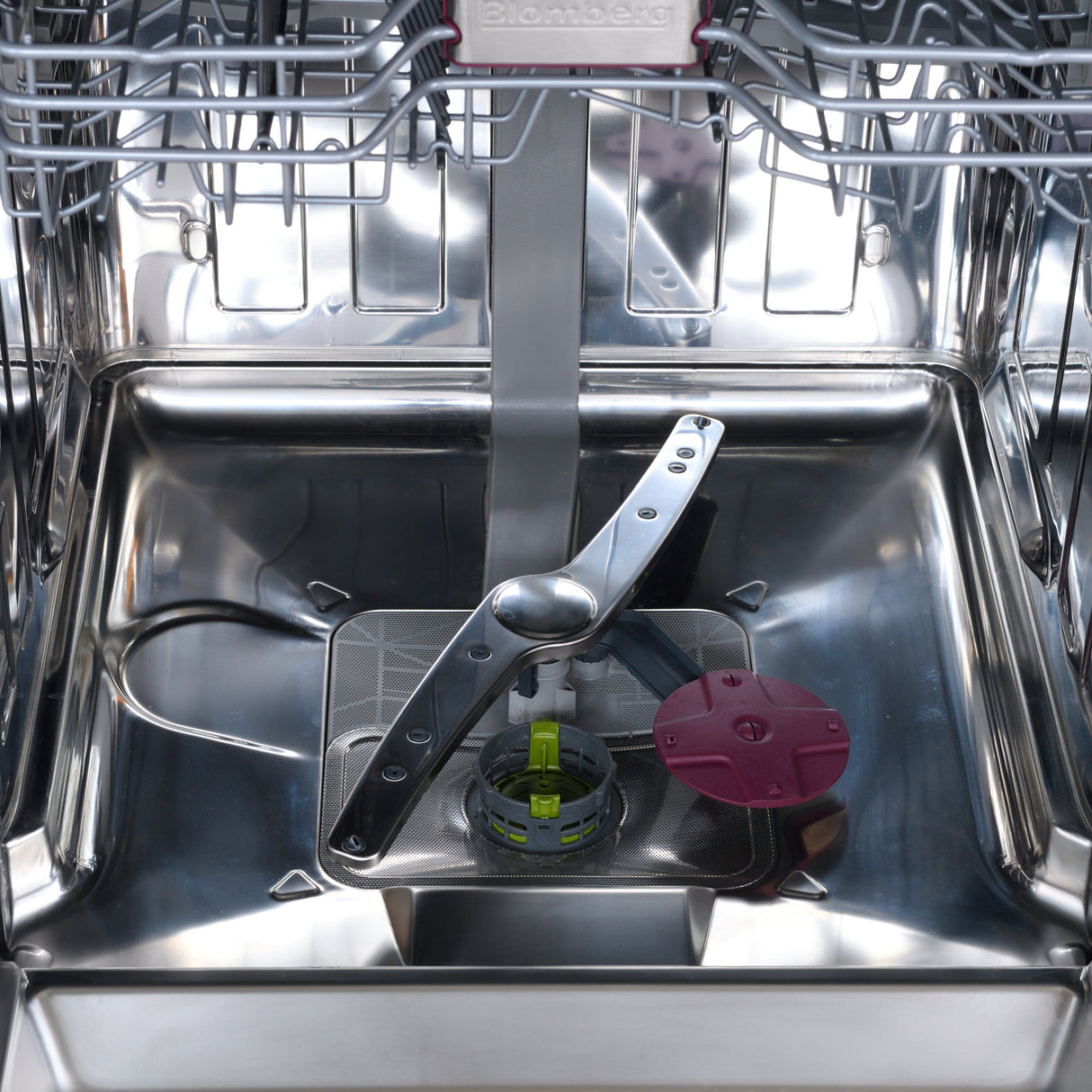 Lave-vaisselle encastrable 24 po. 45 dBA Inox avec PowerWash