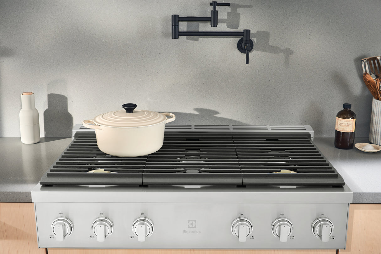 Plaque de cuisson au gaz 36 po. avec ventilation