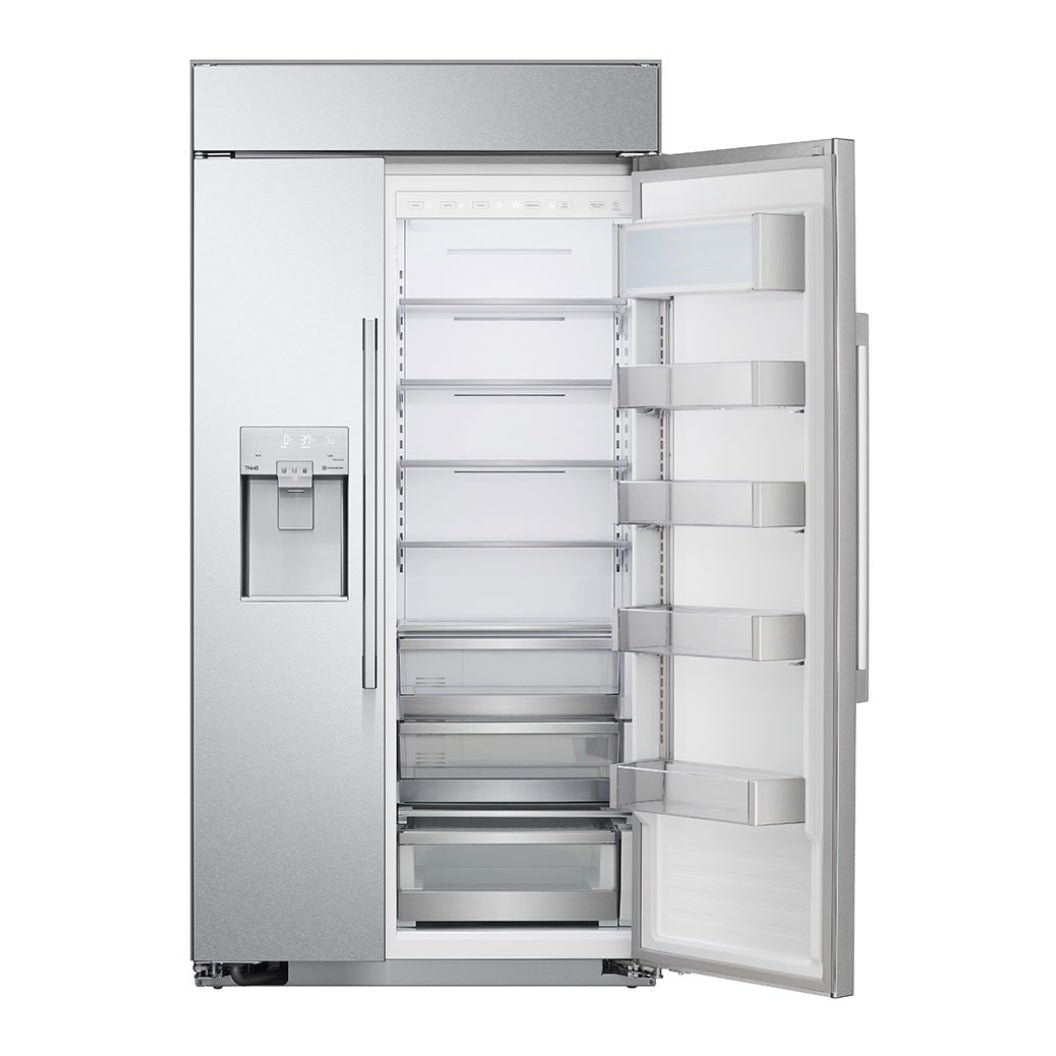 Réfrigérateur côte à côte profondeux comptoir 42 po 25,6 pi³ Inox avec distributeur d'eau et machine à glaçons