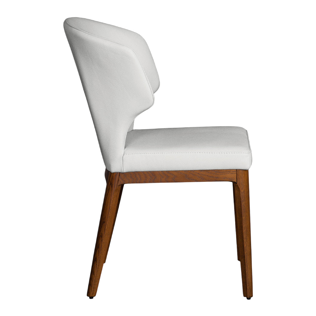 Chaise de salle à manger rembourrée en cuir avec bois de chêne teinte noyer - Tania