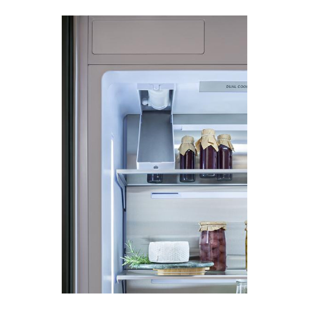 Réfrigérateur encastrable, congélateur bas 36 po, 19,7 pi³ Panneau requis - Série Heritage avec distributeur d'eau et machine à glaçons