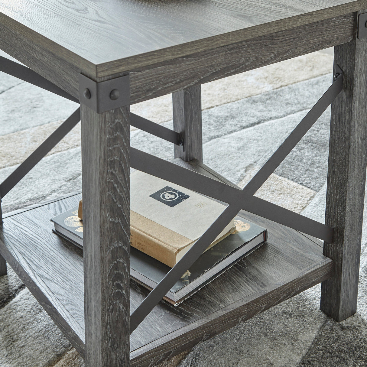 Table d'appoint stratifié brune grisâtre carré - Freedan
