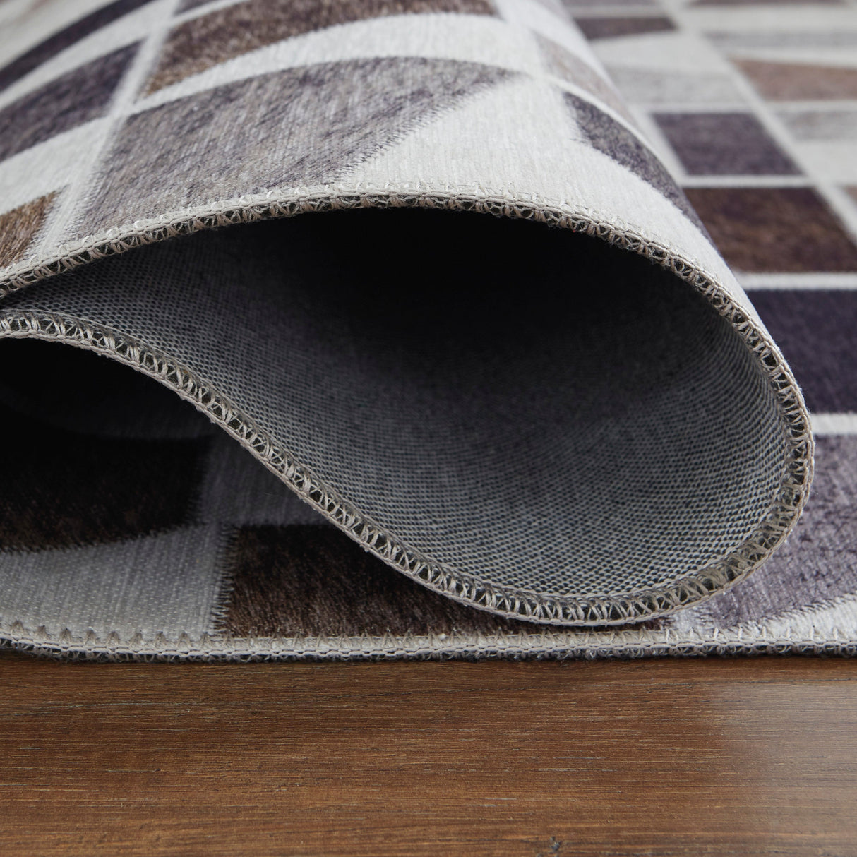 Tapis d'intérieur en 2 grandeurs - Jettner