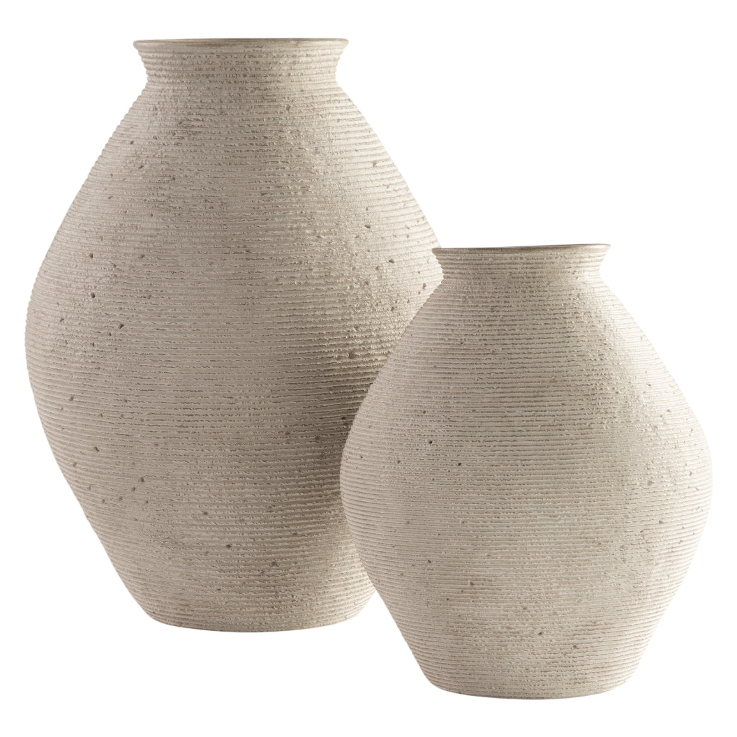 Petit vase en polyrésine d'une texture côtelée beige antique - Hannela