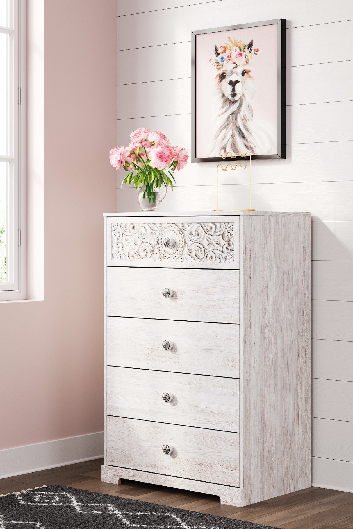 Commode à 5 tiroirs en bois blanc antique