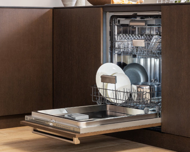 Lave-vaisselle encastrable 18 po. 51 dBA Inox - Série Professional