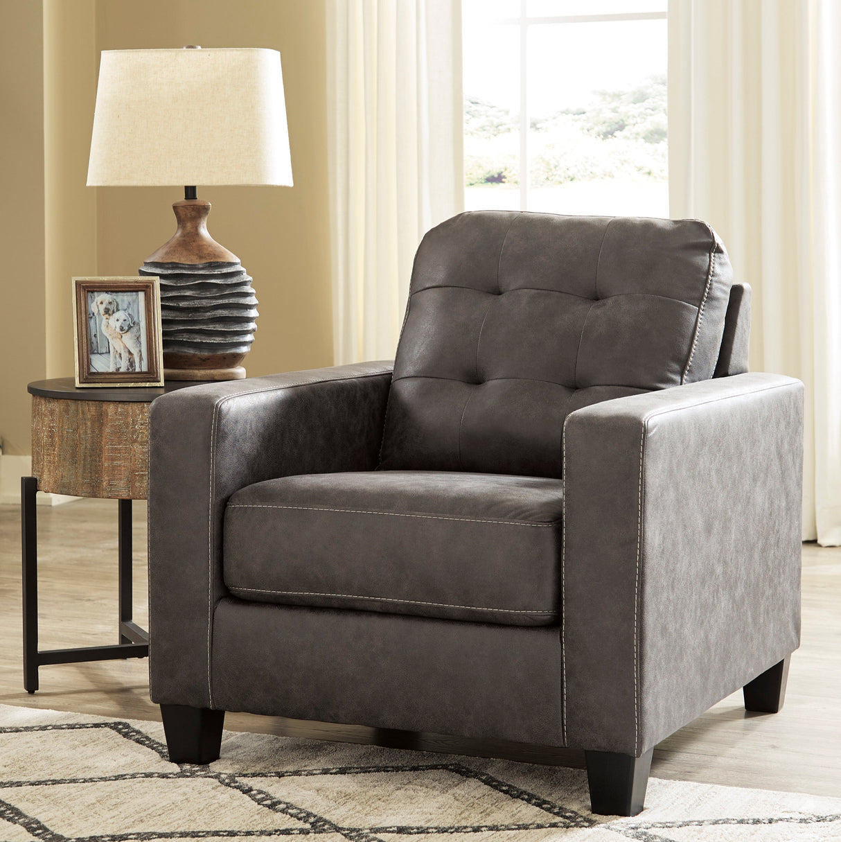 Fauteuil aspect cuir gris foncé - Venaldi