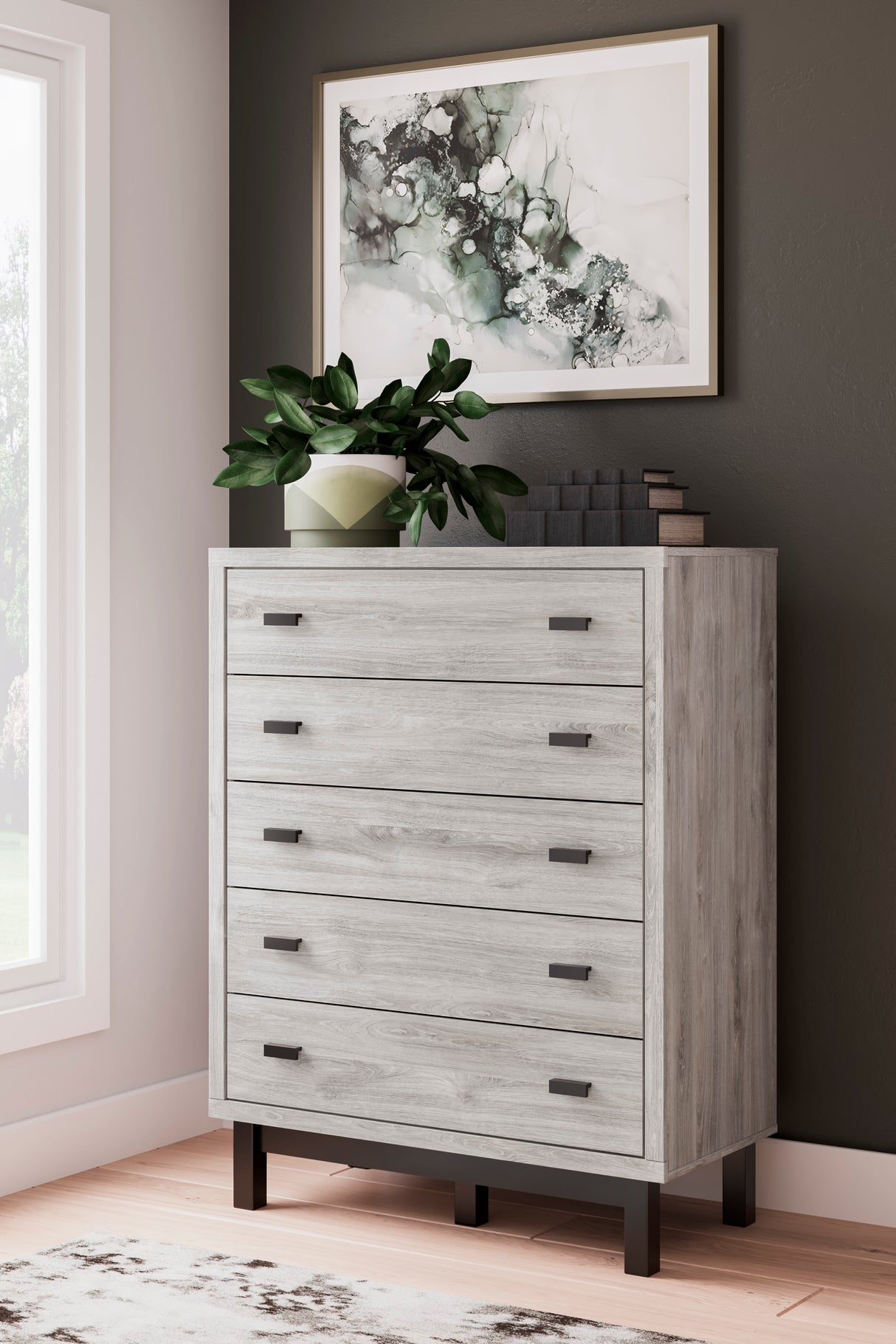 Commode à 5 tiroirs en bois gris et métal noir