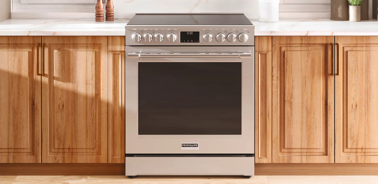 Cuisinière électrique autoportante 30 po. 6,2 pi³