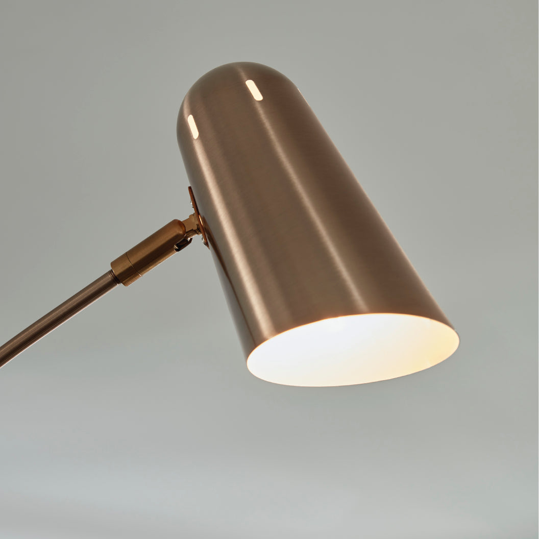 Lampe sur pied arquée en métal doré et marbre noir 95 po. - Colldale
