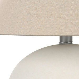 Lampe de table en céramique beige pâle 16 po - I 9631
