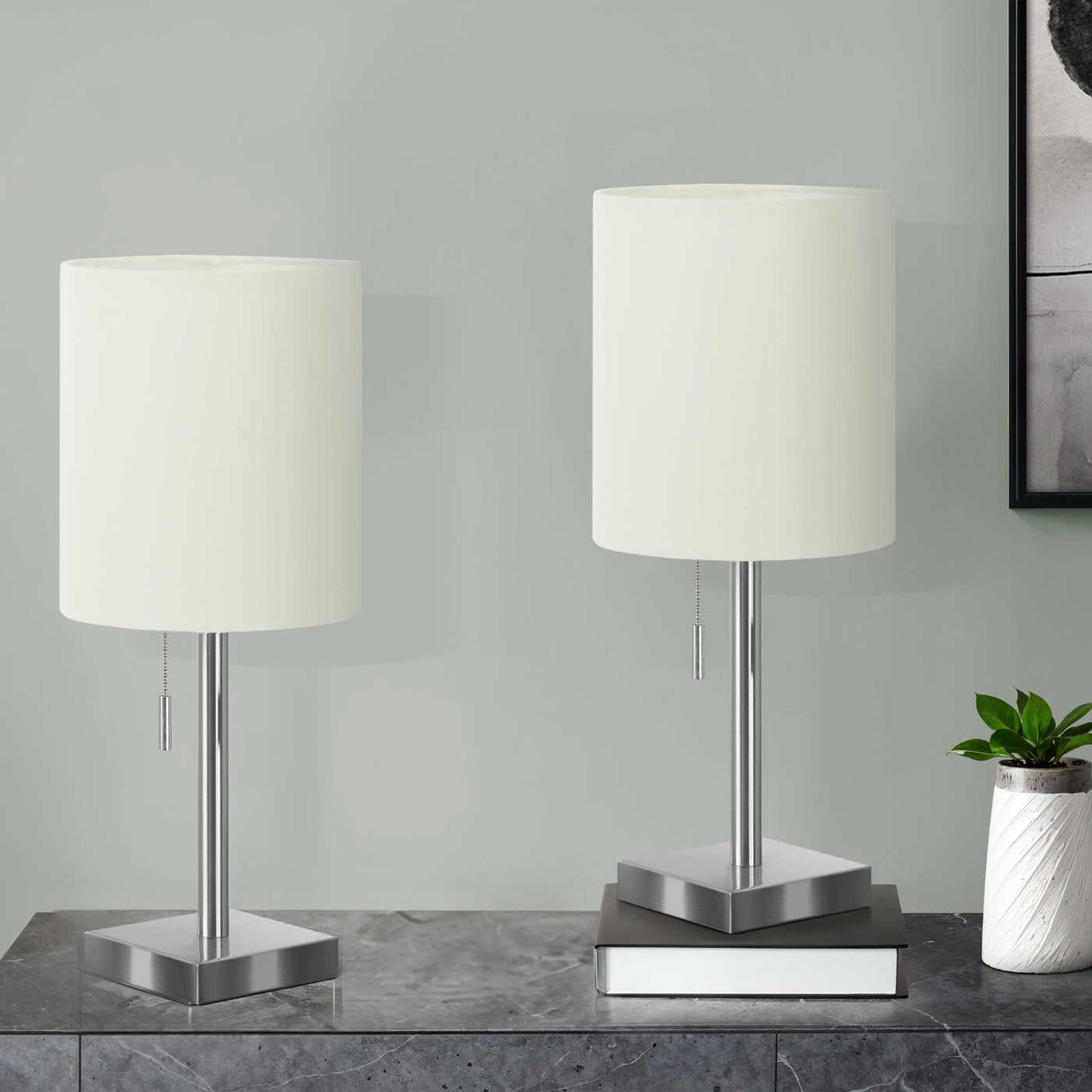 Ensemble de 2 lampes de table en métal avec port USB intégré 17 po - I 9649-9650