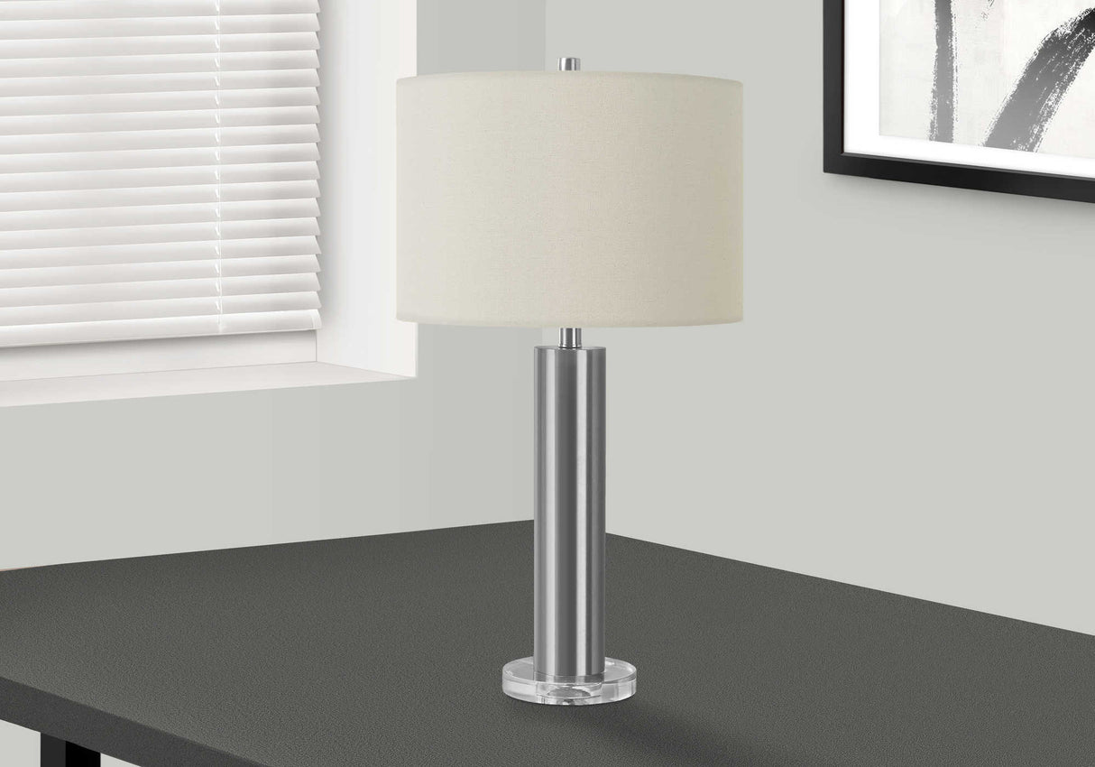 Lampe de table en métal nickel 28 po.
