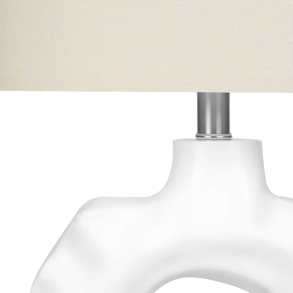 Lampe de table en résine blanche 25 po.