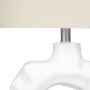 Lampe de table en résine blanche 25 po.