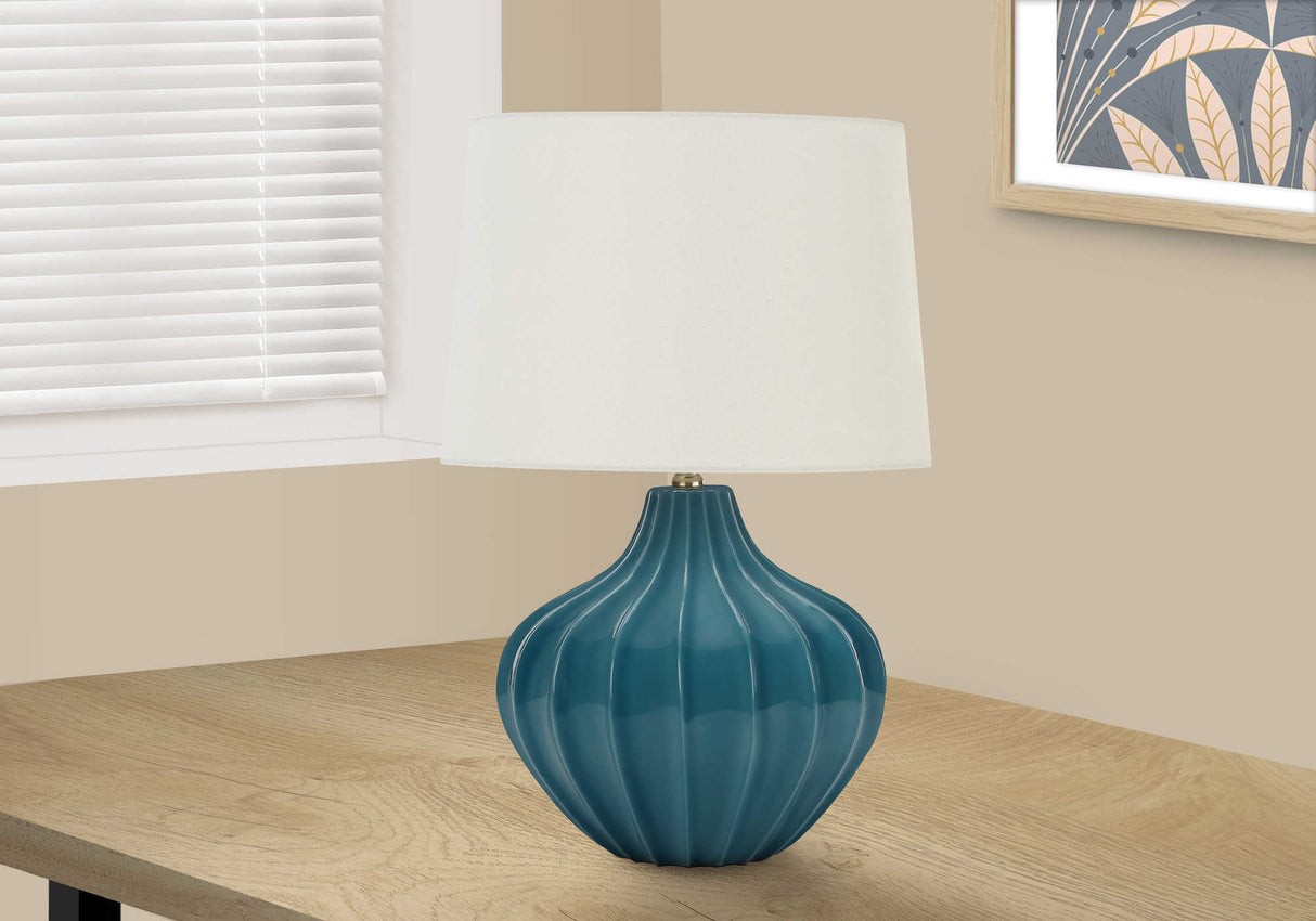 Lampe de table en céramique bleue incurvée 24 po.