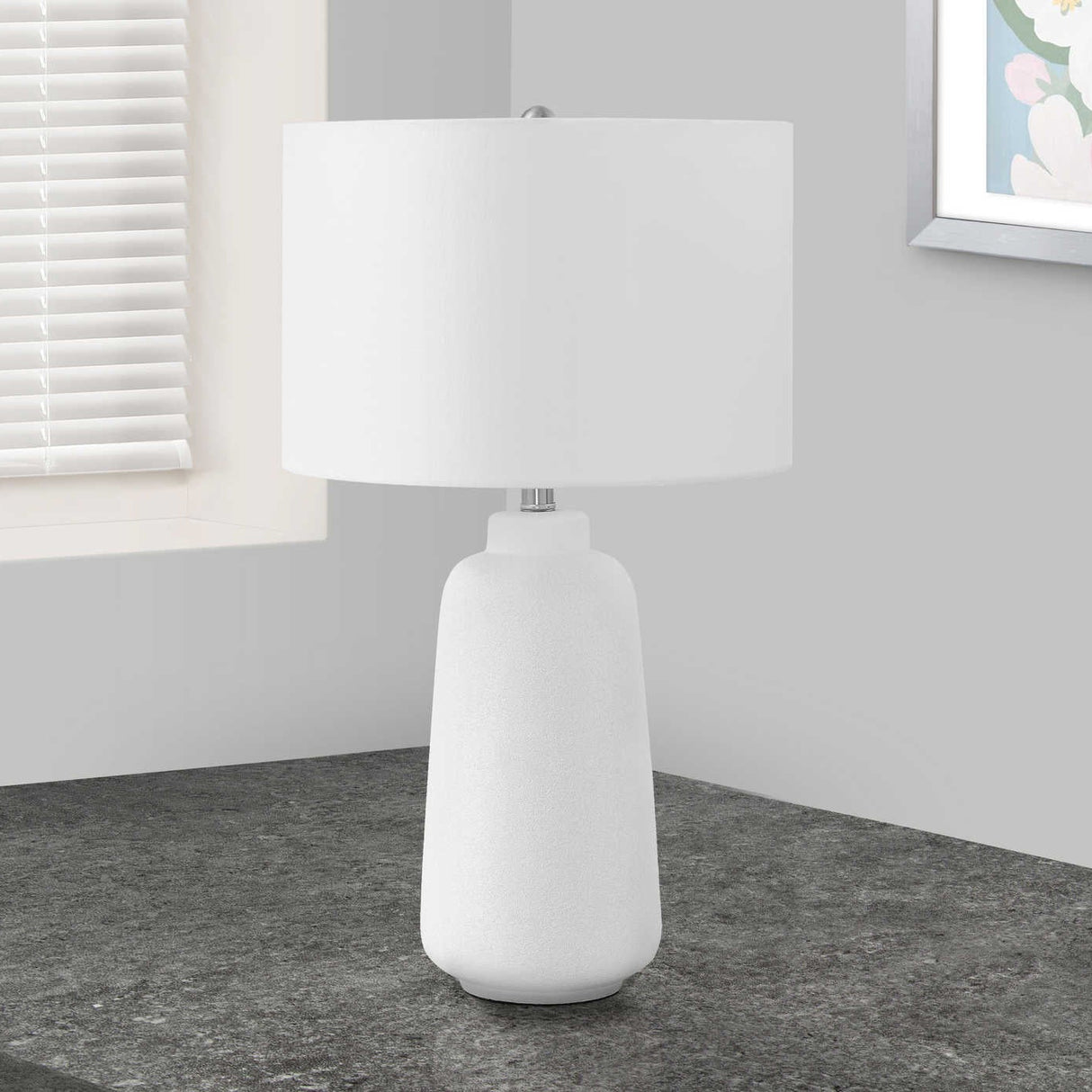 Lampe de table en céramique crème texturée 26 po - I 9716