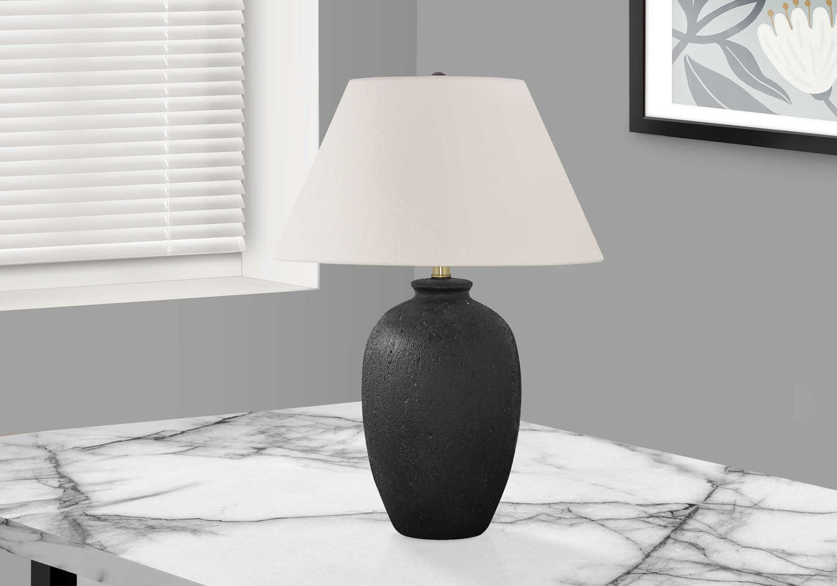 Lampe de table en céramique noire texturée 24 po.
