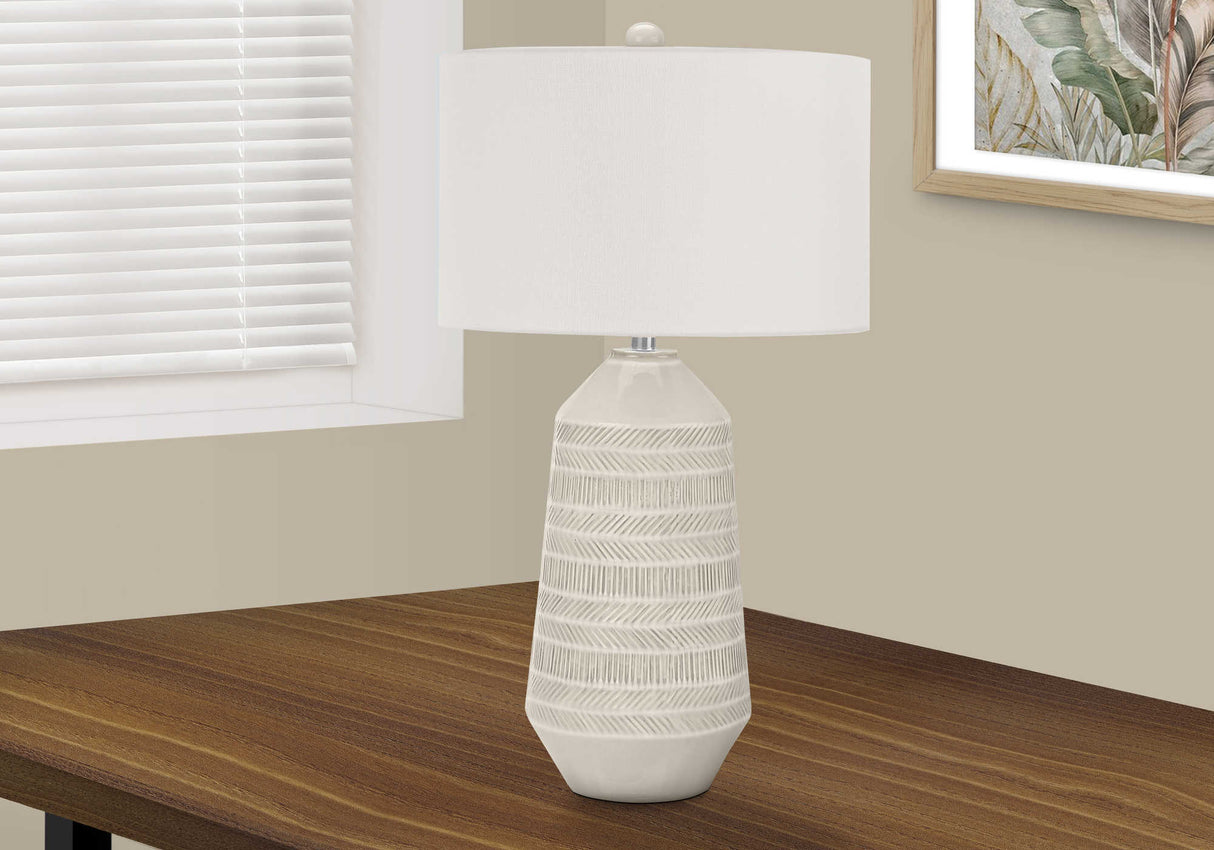Lampe de table en céramique crème 33 po.