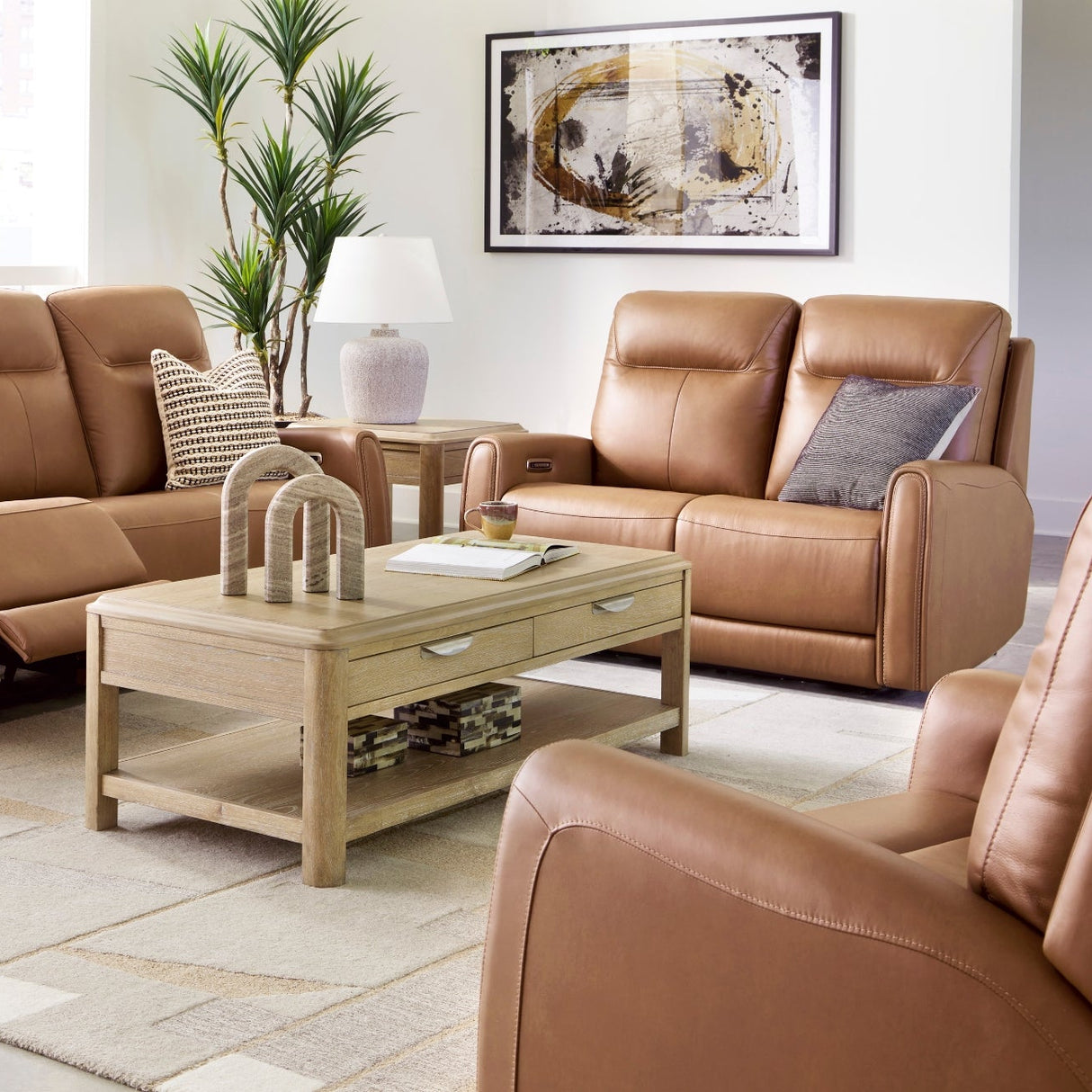 Fauteuil en cuir brun caramel motorisé zéro gravité - Tryanny