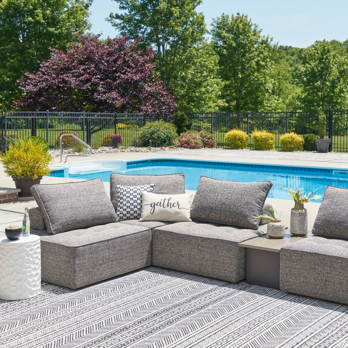 Chaise d'extérieure en tissu gris sans accoudoir - Bree Zee