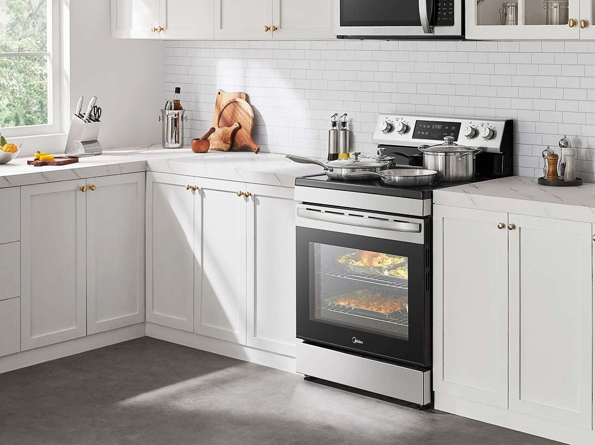 Cuisinière électrique 30 po Inox Capacité spacieuse