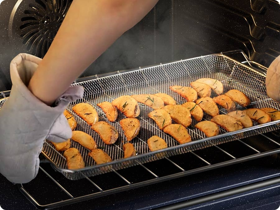 Cuisinière à induction encastrable 30 po. 6,3 pi³ Inox - Air Fry et Air sous vide