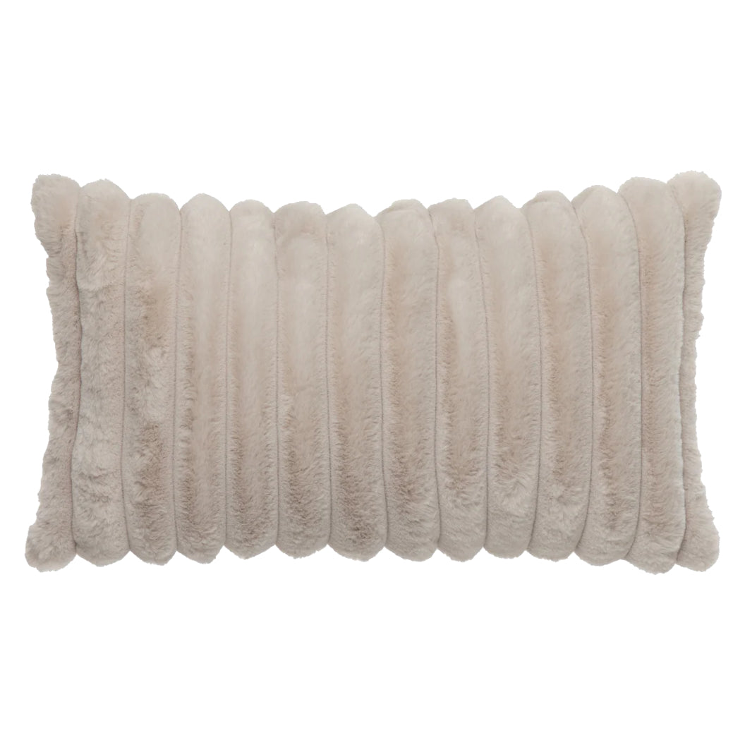 Coussin 12 x 20 po en fausse fourrure - Raya