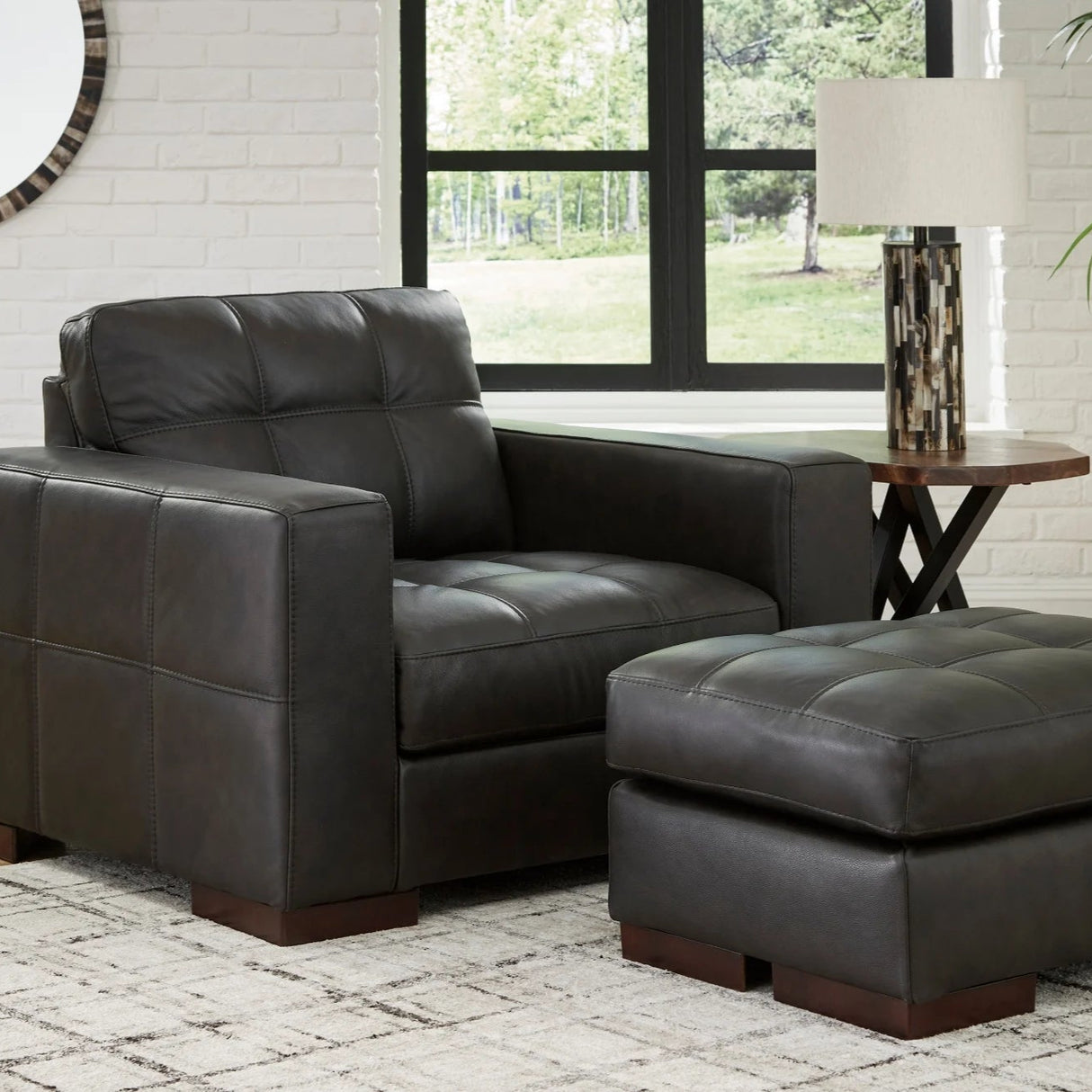 Fauteuil en cuir noir surdimensionné - Luigi