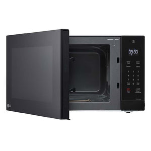 Micro-ondes de comptoir 1,5 pi³ - NeoChefMC avec cuisson par capteur