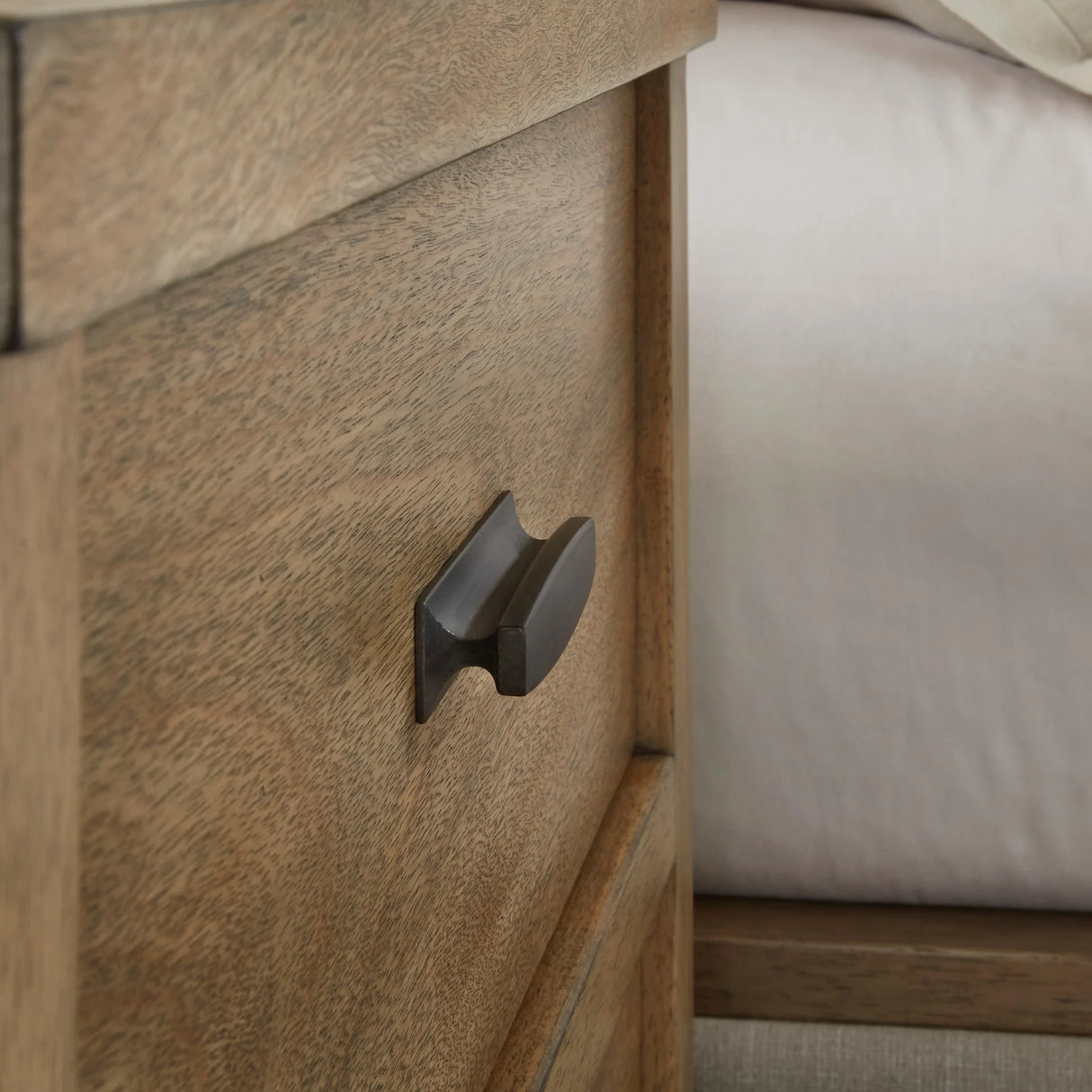 Commode à 5 tiroirs en bois brun clair - Tomtyn
