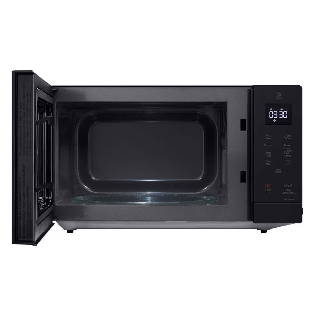 Micro-ondes de comptoir 20 po, 1,1 pi³ Noir