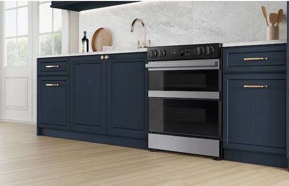 Cuisinière encastrable à induction 30 po, four double 3,4 pi³/2,7 pi³ Inox à 5 zones avec Air Fry et Wi-Fi