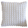 Coussin 20 x 20 po en fausse fourrure - Santi