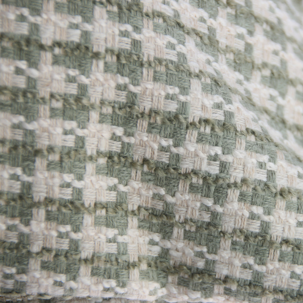 Coussin 22 x 22 po à carreaux vert - Karina