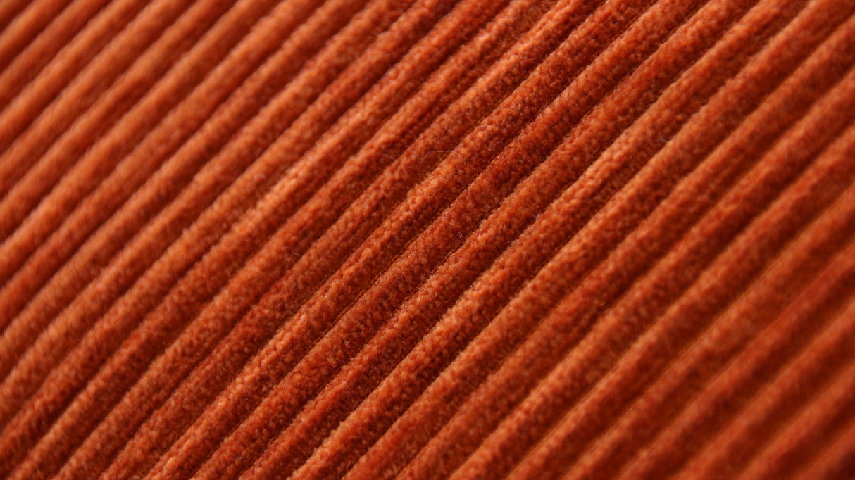 Coussin 20 x 20 po velours côtelé orange - Ricardo