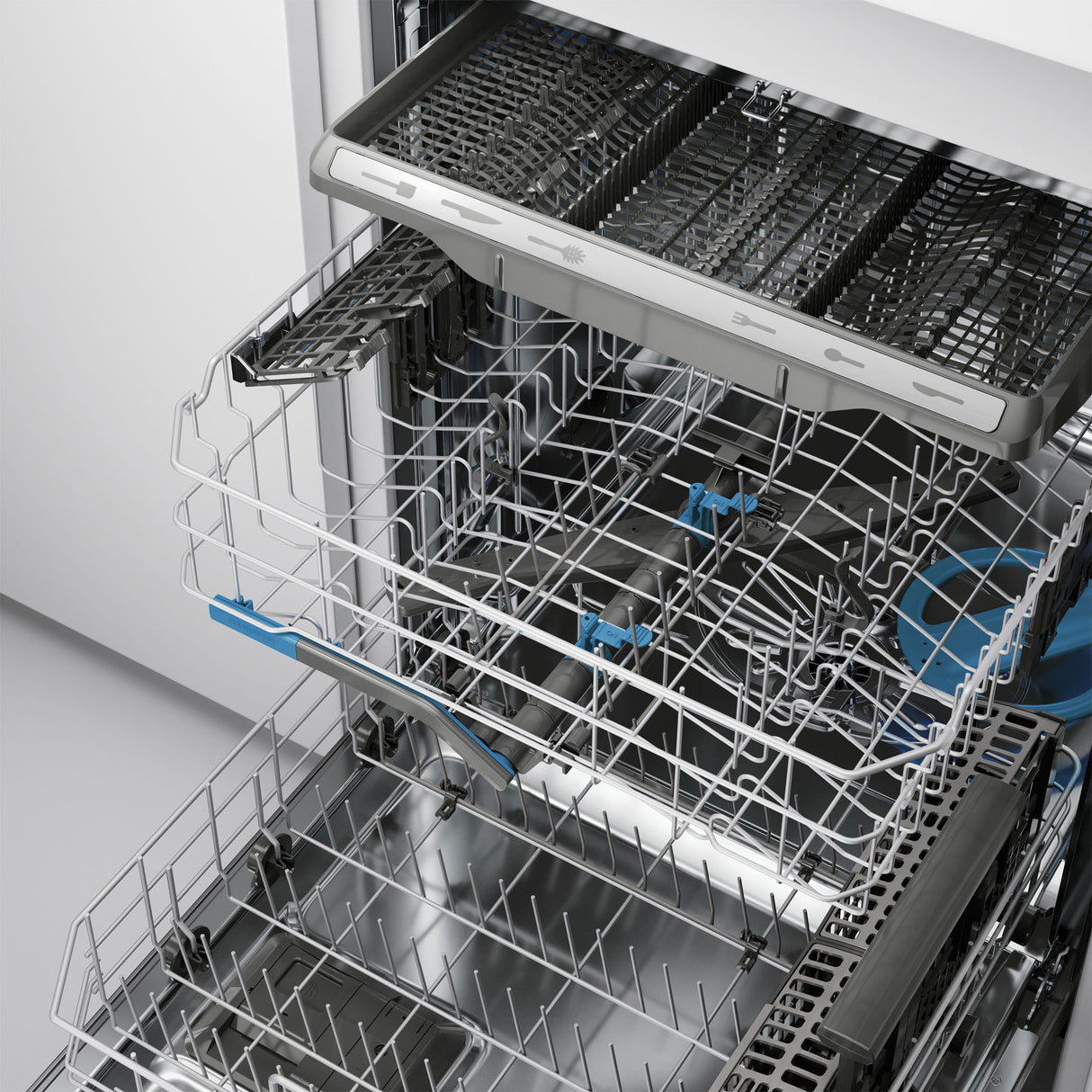 Lave-vaisselle encastrable 24 po. 45 dBA Inox avec CleanBoost™ & capteur DishSense™